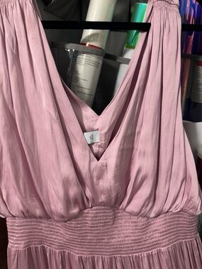 Old Navy Pale Pink V-Neck Smocked Waist Maxi Dress